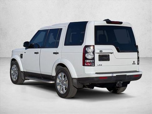 Used 2016 Land Rover LR4 HSE image 3