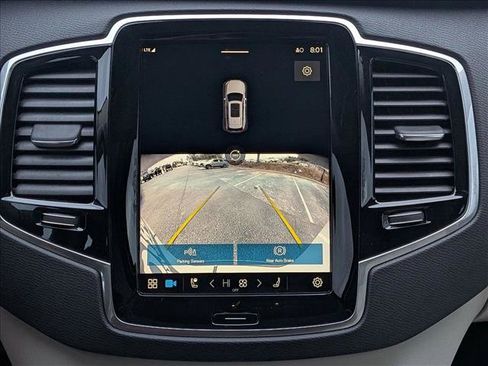 Used 2024 Volvo XC90 T8 Plus image 13