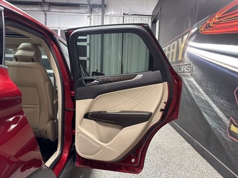 Used 2017 Lincoln MKC Reserve w/ Lincoln MKC Climate Package image 26