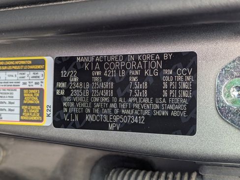 Used 2023 Kia Niro SX Touring image 37