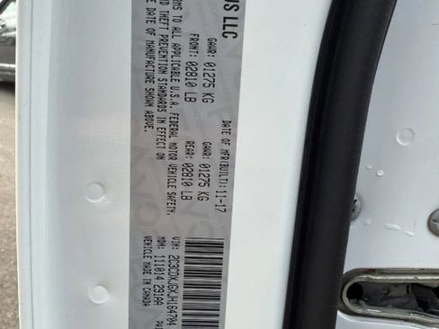 Used 2018 Dodge Charger GT image 30