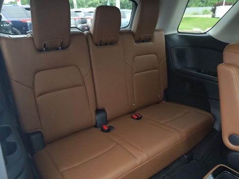 New 2026 Nissan Pathfinder Platinum AWD/4WD image 29