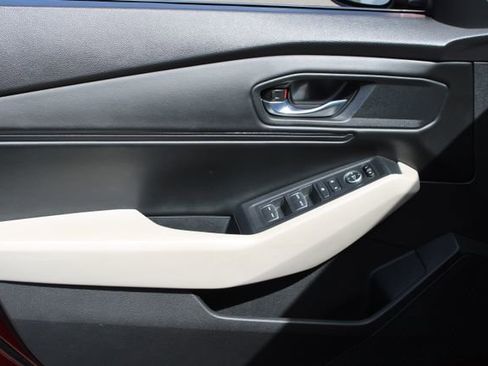 Used 2023 Honda Accord EX image 9