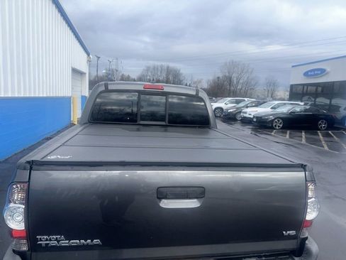 Used 2014 Toyota Tacoma 4x4 Double Cab image 6