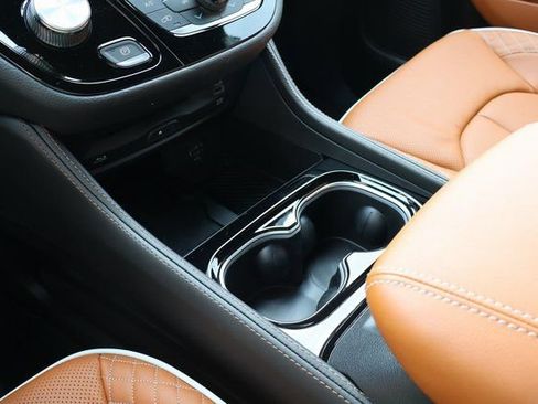 New 2026 Chrysler Pacifica Pinnacle image 27