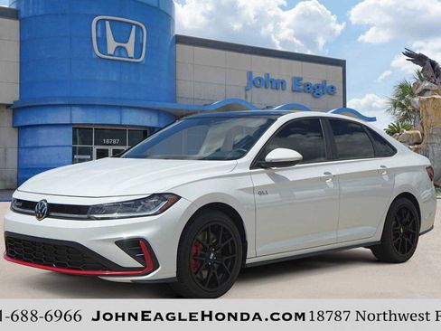 Used 2025 Volkswagen Jetta GLI Autobahn FWD image 1