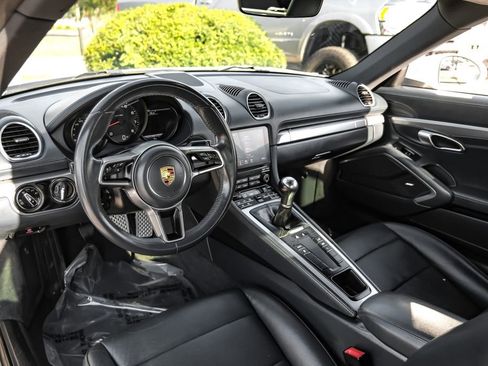 Used 2021 Porsche 718 Cayman RWD image 12