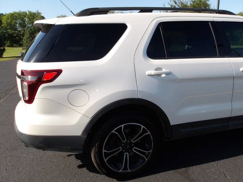 Used 2015 Ford Explorer Sport w/ Equipment Group 401A AWD/4WD image 42