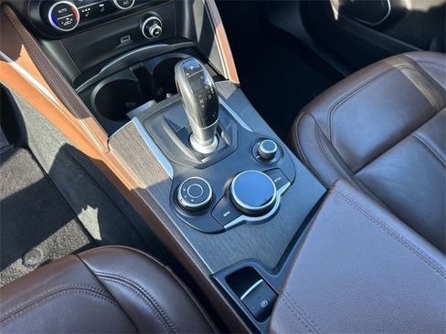 Used 2019 Alfa Romeo Stelvio Ti image 22