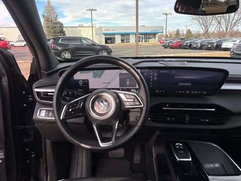 Used 2025 Buick Enclave Preferred image 14