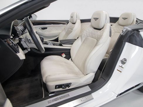 Used 2020 Bentley Continental GT V8 First Edition image 37