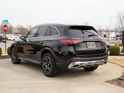 New 2026 Mercedes-Benz GLC 300 4MATIC image 5
