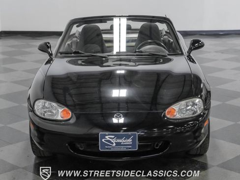 Used 1999 MAZDA MX-5 Miata image 32