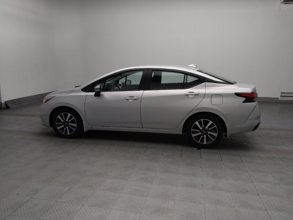 Used 2021 Nissan Versa SV FWD image 3