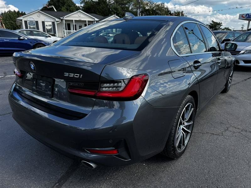 Used 2021 BMW 330i xDrive Sedan w/ Convenience Package AWD/4WD image 7