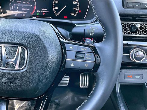 Used 2023 Honda Civic Sport image 25