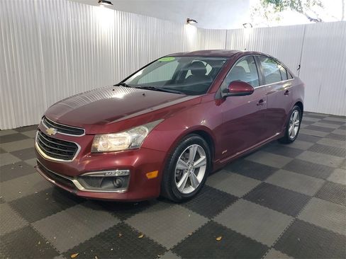 Used 2015 Chevrolet Cruze LT w/ RS Package image 3