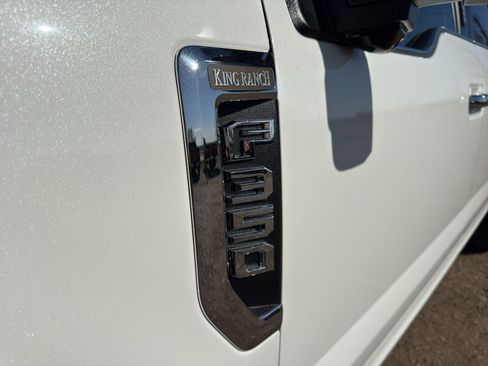 Used 2022 Ford F350 King Ranch w/ Tremor Off-Road Package AWD/4WD image 10