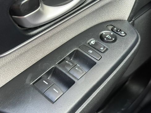 Used 2019 Honda CR-V EX image 40