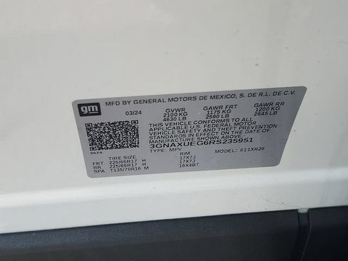 Used 2024 Chevrolet Equinox LT AWD/4WD image 26