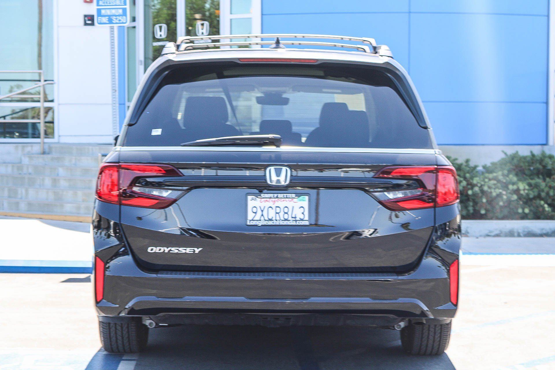 Certified 2026 Honda Odyssey EX-L image 8