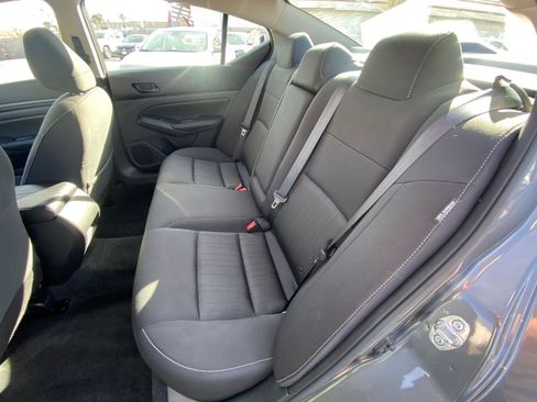 Used 2025 Nissan Altima 2.5 SV image 38