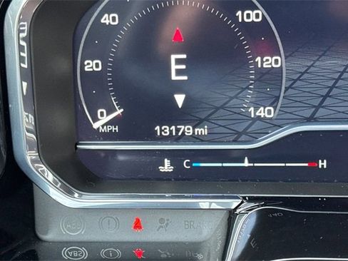 Used 2023 GMC Sierra 1500 Elevation image 42