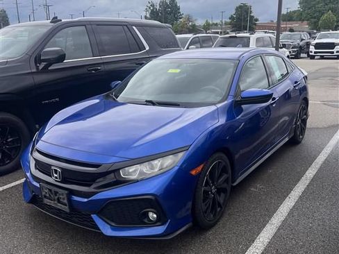Used 2018 Honda Civic Sport image 3