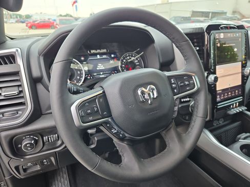 Used 2025 RAM 1500 Lone Star RWD image 17