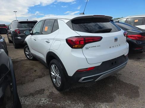 Used 2025 Buick Encore GX Preferred AWD/4WD image 4
