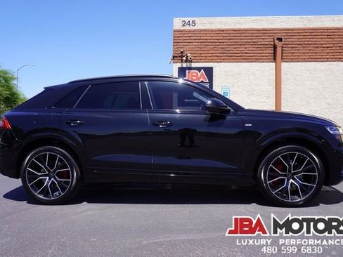 Used 2022 Audi Q8 Premium Plus w/ Premium Plus Package AWD/4WD image 12