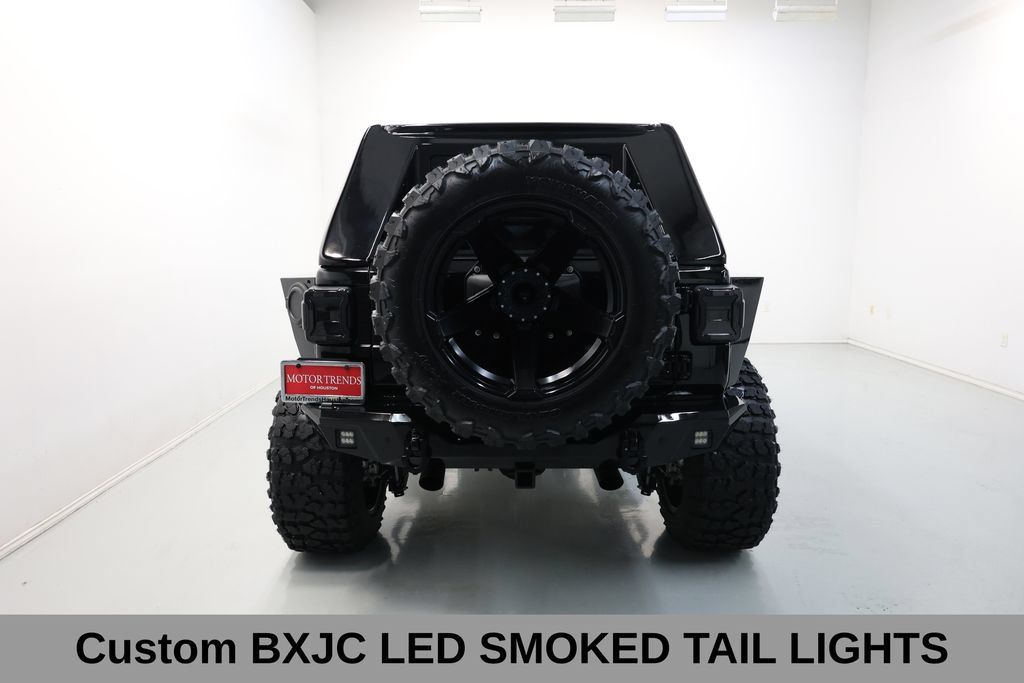 Used 2025 Jeep Wrangler Unlimited Sport AWD/4WD image 44