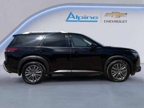 Used 2024 Nissan Pathfinder SL w/ SL Premium Package AWD/4WD image 6