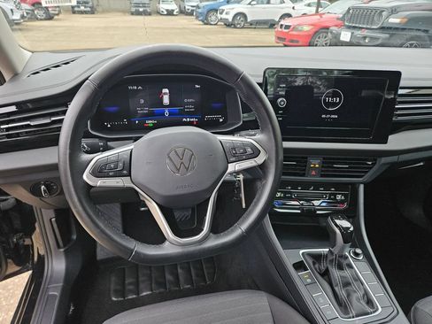 Used 2025 Volkswagen Jetta S FWD image 17