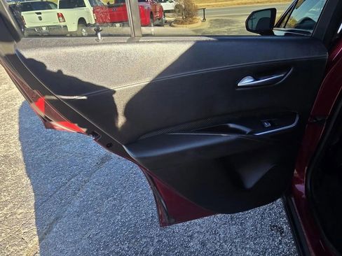 Used 2019 Cadillac XT4 Sport image 12