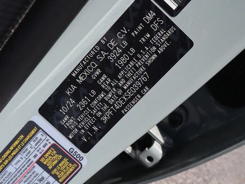 Used 2025 Kia K4 FWD image 37