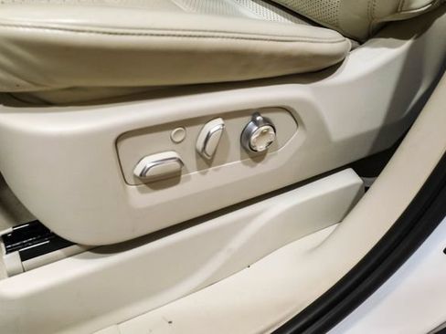 Used 2021 Cadillac Escalade ESV Sport Platinum RWD image 33