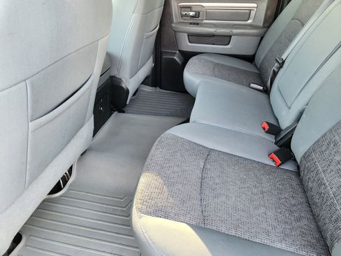 Used 2018 RAM 1500 Big Horn image 33