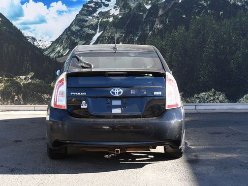 Used 2012 Toyota Prius Four image 10
