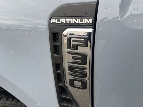Used 2025 Ford F350 Platinum w/ Platinum Plus Package AWD/4WD image 11