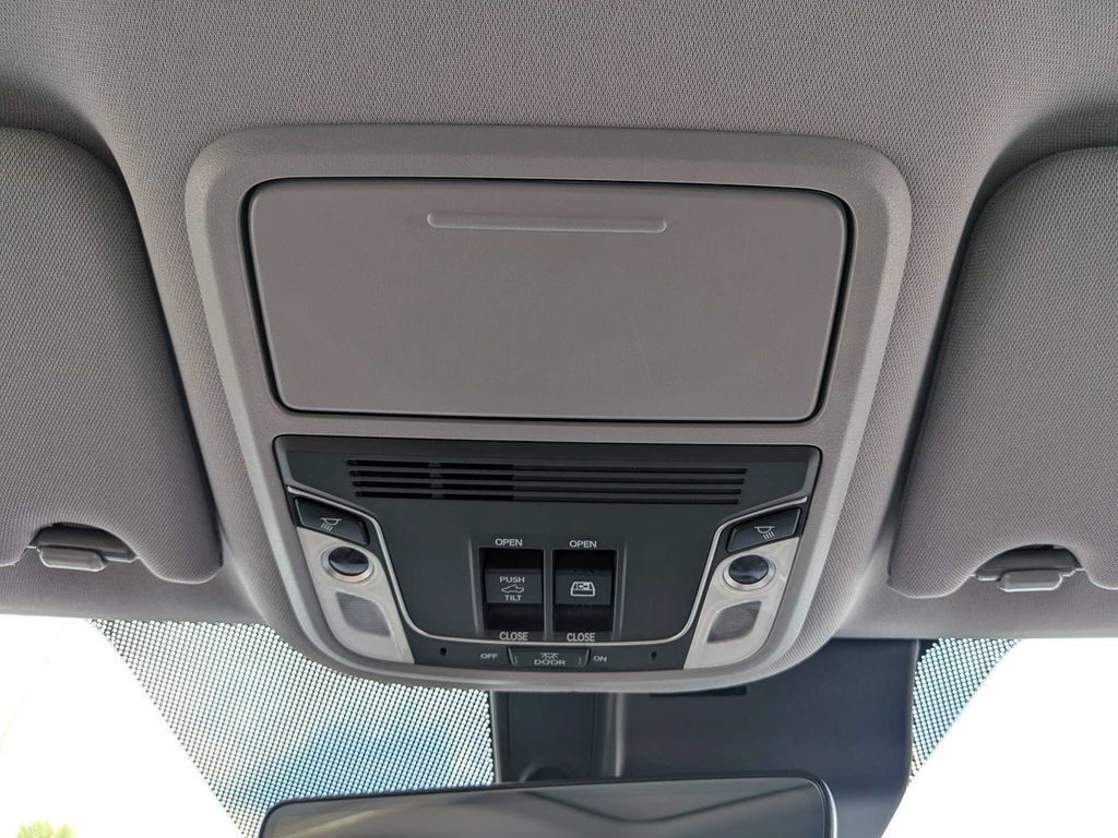 Used 2023 Honda Ridgeline RTL image 26