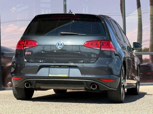 Used 2017 Volkswagen GTI Autobahn FWD image 11