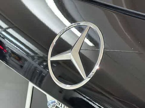 Used 2025 Mercedes-Benz GLA 250 4MATIC image 8