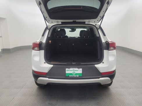 Used 2023 Chevrolet TrailBlazer LT FWD image 29
