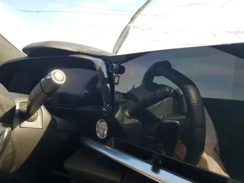 Used 2022 Chevrolet Corvette Stingray Premium Conv w/ Battery Protection Package RWD image 6