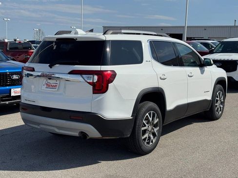 Used 2020 GMC Acadia SLE w/ Driver Convenience Package image 3