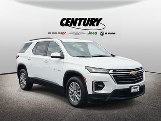 Used 2022 Chevrolet Traverse LT w/ LPO, Floor Liner Package FWD video 1