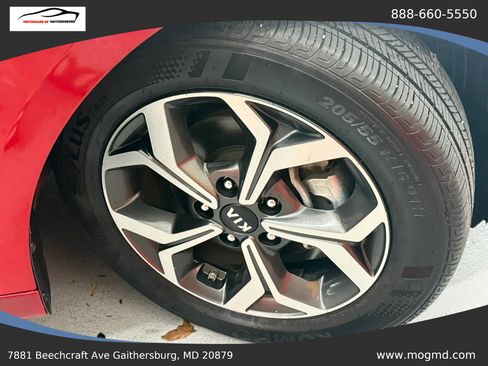 Used 2021 Kia Forte LXS FWD image 41