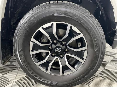 Certified 2022 Toyota Tacoma TRD Sport image 25