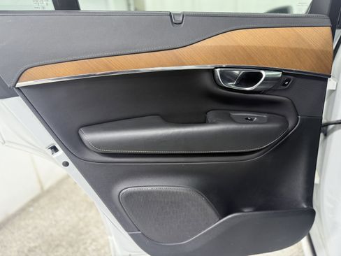 Used 2020 Volvo XC90 T6 Inscription image 24